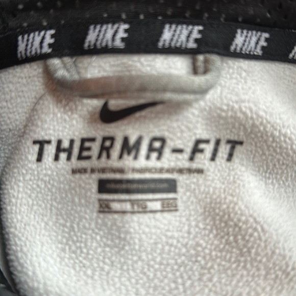 Nike men’s size XXL therma-fit hooded sweatshirt - Picture 7 of 10